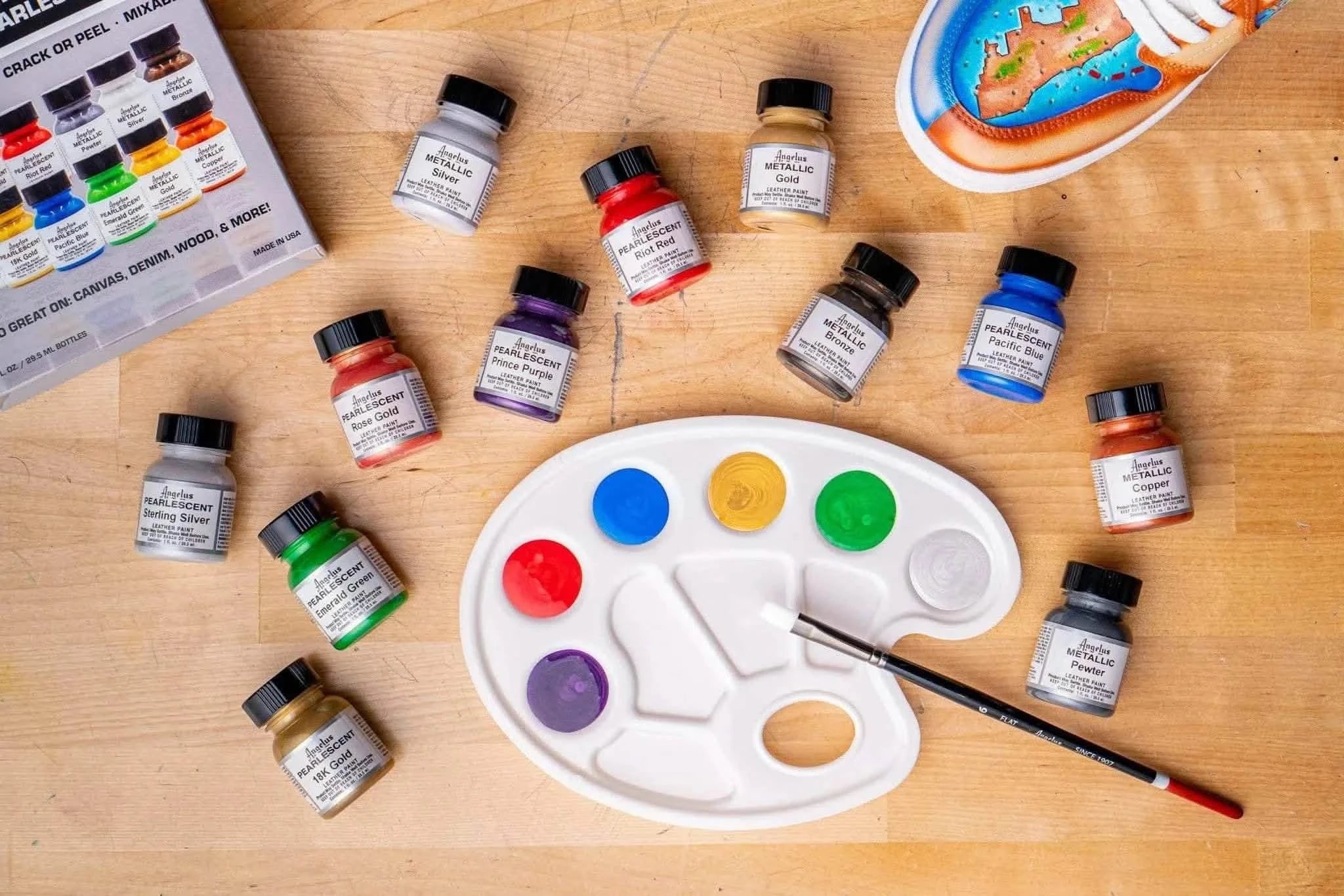 Pearlescent and Metallic Paint Kit - 12 Colors 3 Pearlescent and Metallic Paint Kit - 12 Colors
